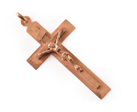 A French 18ct rose gold crucifix pendant, featuring christ on the cross, engraved 'INRI' for 'Iesus Nazarenus Rex Iudaeorum',