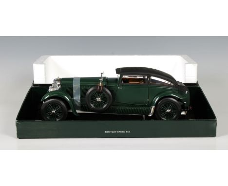 Minichamps 1/18 Scale Diecast Bentley Speed Six green, boxed.