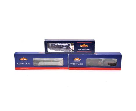 Bachmann OO gauge model railway steam locomotives, three including ref. 32-875 LMS 2-6-4 Fairburn tank locomotive no. 2691, D