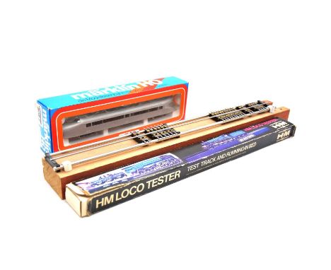 Marklin HO gauge locomotive, ref. 3077 Schienenzeppelin prototype, boxed; with two locomotive test beds, including scratch bu