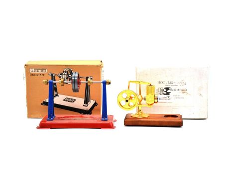 Nauticalia gold plated Stirling steam engine, length 14cm, on wooden base, with Mamod line shaftQty: 2