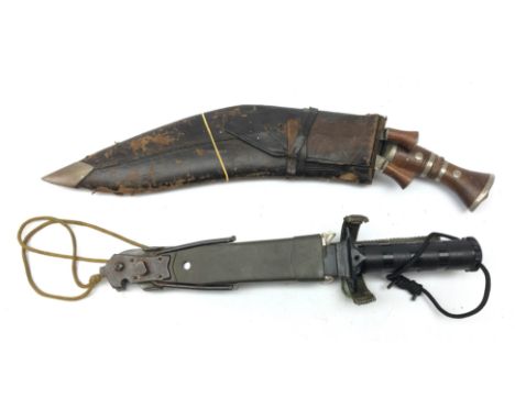 Parachute Regiment survival type knife with 13cm saw back blade stamped Taiwan, with accessories in plastic scabbard and a Ku