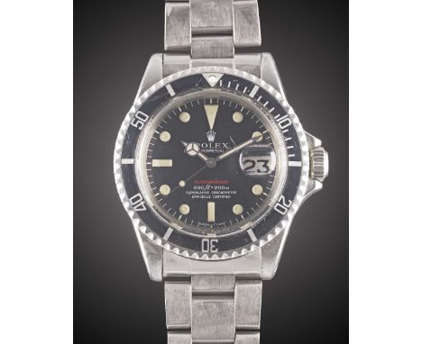 A GENTLEMAN'S STAINLESS STEEL ROLEX OYSTER PERPETUAL DATE "RED WRITING" SUBMARINER BRACELET WATCHCIRCA 1970, REF. 1680 "SINGL