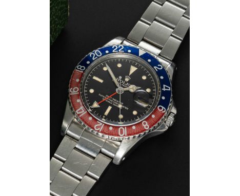 A RARE GENTLEMAN'S STAINLESS STEEL ROLEX OYSTER PERPETUAL GMT MASTER "EAGLE BEAK" BRACELET WATCHCIRCA 1961, REF. 1675 PCG WIT