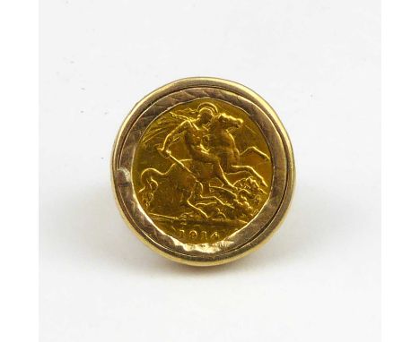 A George V half sovereign, 1914, George and Dragon, London Mint, ring with pierced shoulders, size L, approx. 9.66g.