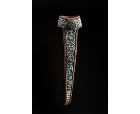 Himalayan Art A Perak headdress Ladakh, early 20th century . . Cm 24,00 x 87,00.