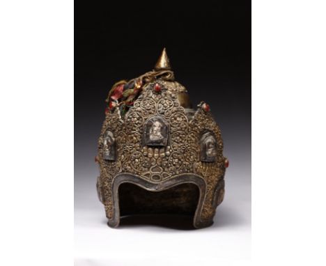 Himalayan Art A Newari crown for the Vajracharya monastic order Nepal, Kathmandu Valley, 20th century . . Cm 25,00 x 34,00.