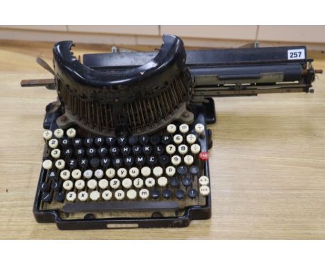 A Royal Bar-Lock typewriter