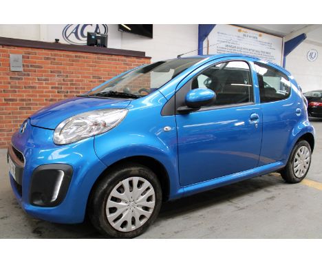 Make &amp; Model: Citroen C1 VTRDate of Reg: FG62 FWVColour: Bluecc: 998MoT: 15-11-2022Fuel Type: PETROLMileage: 53kTransmiss