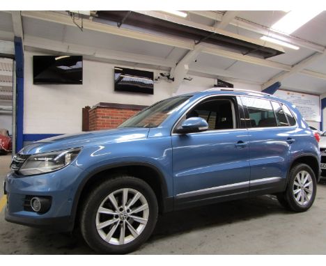 Make &amp; Model: VW Tiguan SE TDI BMDate of Reg: SG12 TKOColour: Bluecc: 1968MoT: 05-01-2023Fuel Type: DIESELMileage: 93kTra