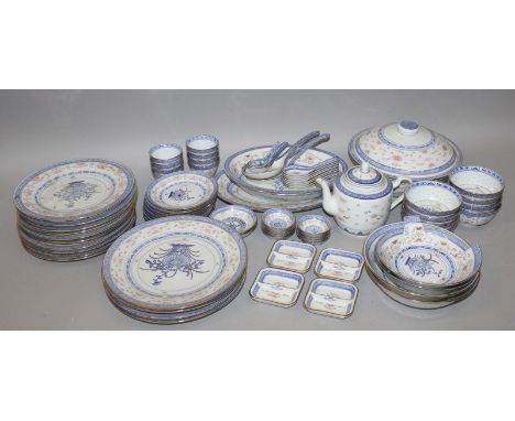 A 20TH CENTURY CHINESE PART DINNER & TEA SERVICE, each piece decorated with floral sprays, comprising a tureen, teapot, plate