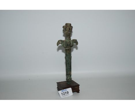 A large Luristan anthropomorphic tube finial c. 1000-1200 BC of Master of the Animals type with rams heads at the shoulders. 