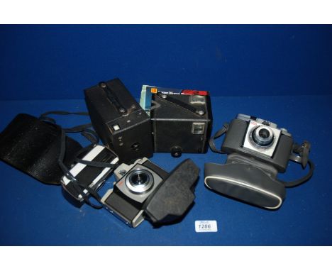 A quantity of Cameras including an Instamatic Camera 100, a Kodak Brownie 44a, Kodak Colour Snap 35, etc.