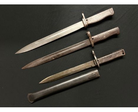 WW1 Imperial German Ersatz bayonet collection comprising of three different examples: First, with scabbard, has single edged 