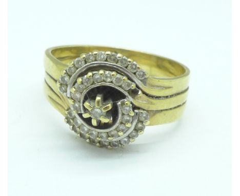 A 9ct gold and diamond ring, 7.5g, Y