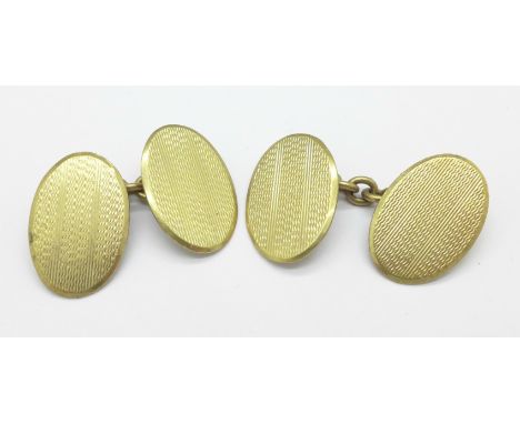 A pair of 9ct gold cufflinks, 6.5g