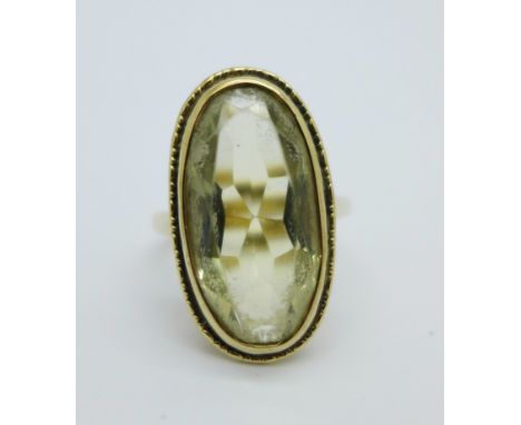 A 9ct gold and heliodor ring, (yellow beryl), 6g, L, stone 21mm x 10/11mm