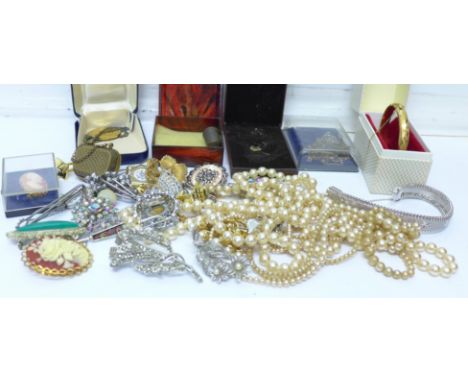 Costume jewellery, faux pearl necklaces, marcasite brooches, rolled gold bangle, etc.