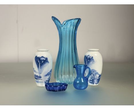 A collection of wares comprising a ribbed blue glass vase (h-30cm), a pair of Chinese porcelain blue and white vases, a small