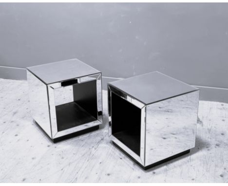 A pair of mirrored cube lamp tables, 50cm x 45cm x 45cm