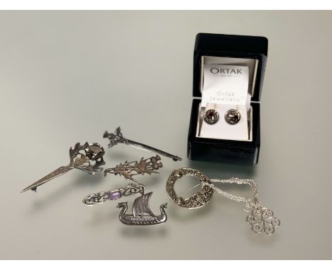 A  Robert Allison Glasgow silver Celtic plaid style brooch of circular form with serpent and knot design Glasgow 1946: d. x 