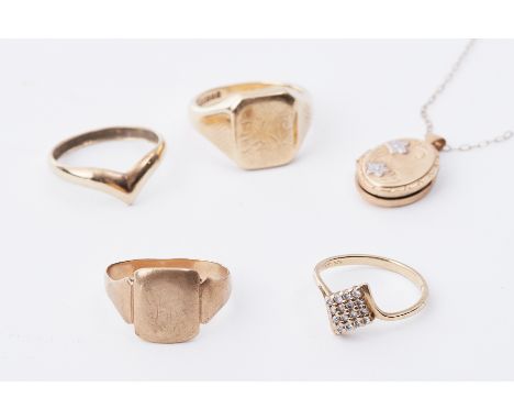 A mixed lot to include a 9ct yellow gold signet ring, 8.06gm, size Q 1/2 to R, another yellow gold signet ring (no hallmarks 