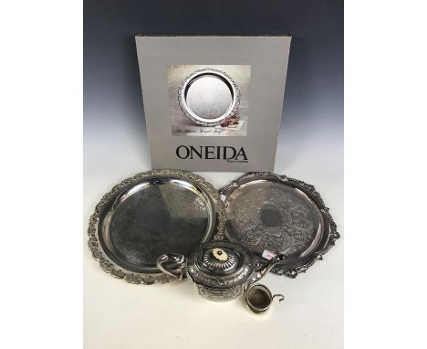 A boxed Oneida tray together with an electroplate tray, a teapot and a tea strainer