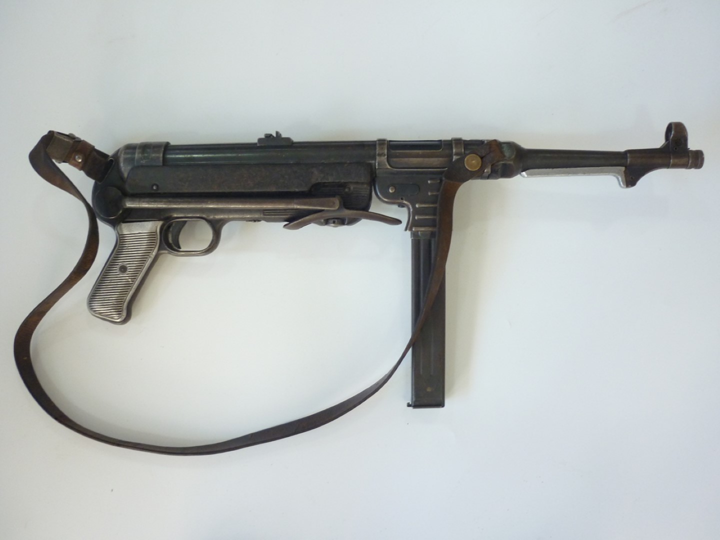 A Deactivated 1943 German MP40 Submachine Gun, Deactivated 1997, With Sling