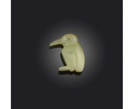 Fabergé, a rare bowenite and demantoid carving, early 20th century, modelled as a stylised kingfisher in carved bowenite, its