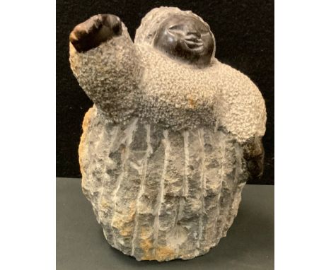 Colleen Madamombe (Bn1964, Zimbabwe), Waving Goodbye, Springstone Serpentine sculpture, signed, 23.5cm high, 16cm wide 