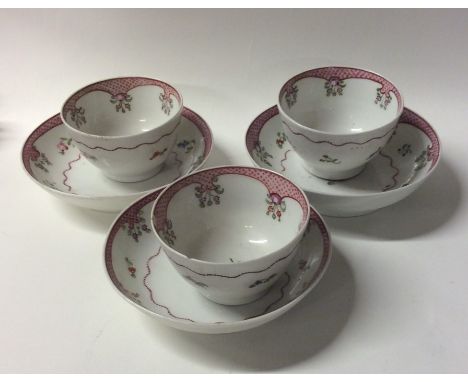 A group of three early English tea bowls and saucers. Est. £40 - £60.