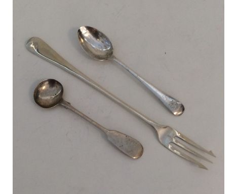 A silver salt spoon together with a pickle fork. Approx. 50 grams. Est. £20 - £30.