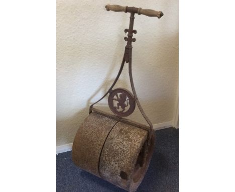 A cast iron garden roller. Est. £40 - £60.
