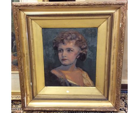 A gilt framed portrait of a lady. Apparently unsigned. Approx. 34 cms x 29 cm. Est. £25 - £35.
