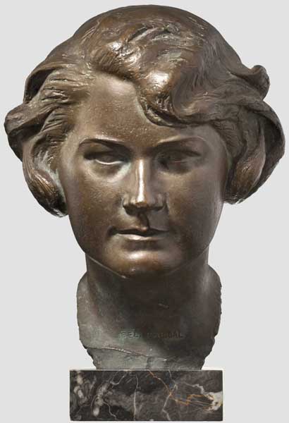 Ferdinand Liebermann (1883 - 1941) - Portraitkopf Geli Raubal Bronze. Der  Gesichtsausdruck eher