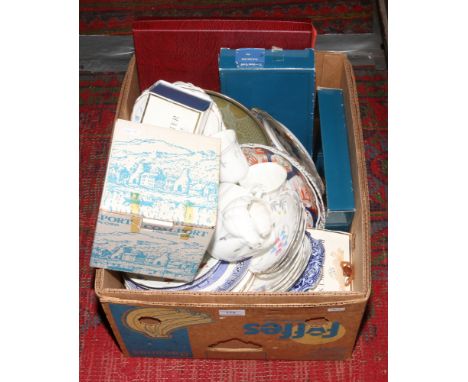 A box of collectable ceramics Aynsley, Royal Worcester, Coalport and Wedgwood etc.