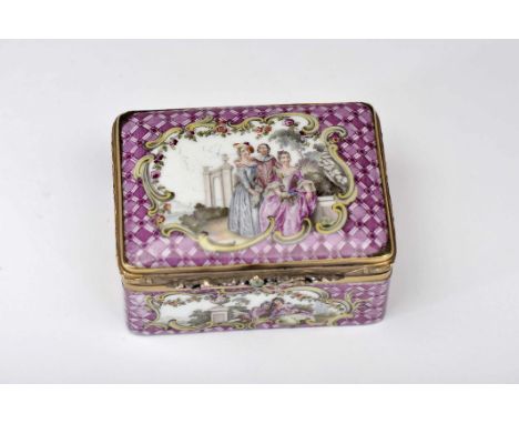 A box, porcelain plaques with pink checkered decoration and polychrome reserves "Landscapes with figures", gold rings, clasp 