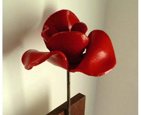 RBL Centenary Ceramic Poppies from the Tower of London display, as made by Paul Cummins, comes unframed. These were part of t