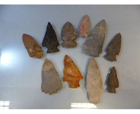 Collection of 10 Flint arrow heads from tribes such as Ashtabula &amp; Odena