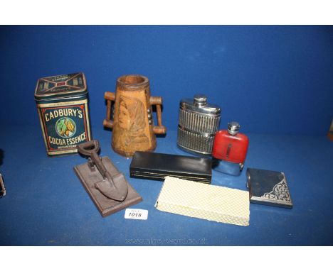 A Cadbury's Cocoa Essence tin, a spade Door Knocker, cased writing Pen, cigarette case, two hip flasks, wooden two handled co