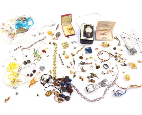 Silver and costume jewellery, including a silver fringe necklace, paste and enamel necklaces, brooches, shirt studs, cuff lin