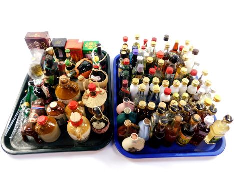 Miniature liqueurs, including Verenhen, Casoni, Dolfi, together with novelty liqueurs, Rynbende Cherry Brandy in a Bulldog fl