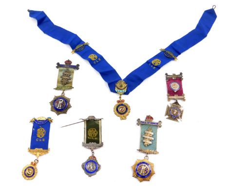 Five RAOB silver gilt and enamel jewels, Willoughby Lodge, No 4172, awarded to Bros. Raymond Gaunt, Charles Moisey, and Charl