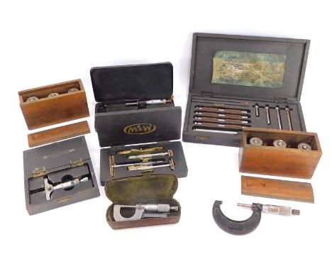 A group of scientific equipment, measures, M &amp; W die set, etc. (a quantity)