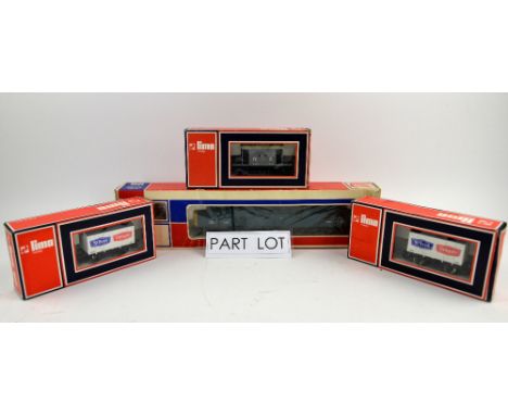 8912 Jouef 00 Gauge Class 40 Diesel D285 in BR Blue, 7 x Grafar  Private Owner Box Wagons, boxed. 3 X Lima Box Wagons, boxed.