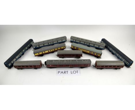 Hornby 00 Gauge  Eurostar, R.357, Jouef 843/E together with a collection of coaches, unboxed.    