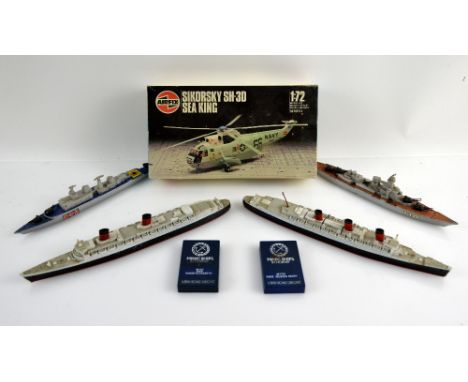 Hornby Minic Ships, Fleet Anchorage, Naval Harbour Set, both boxed with leaflet, M743 USS Missouri, boxed, five other Minic S
