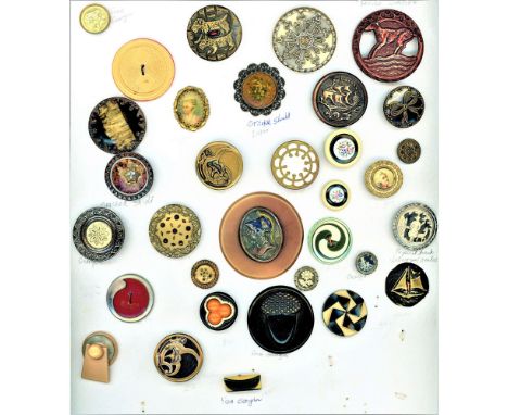 33 S/M/L 19th/20th century assorted techniques in celluloid.This card includes Victorian examples, 1 piece 30's examples, lit
