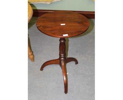 Georgian yew-wood tripod table