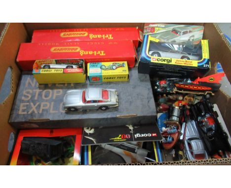 Box of assorted play worn diecast vehicles and boxed items to include; Triang railways 00 gauge Vista-Dome coach and another 